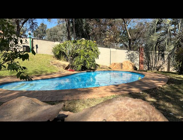 2 BEDROOM APARTMENT FOR SALE IN MAROELADAL